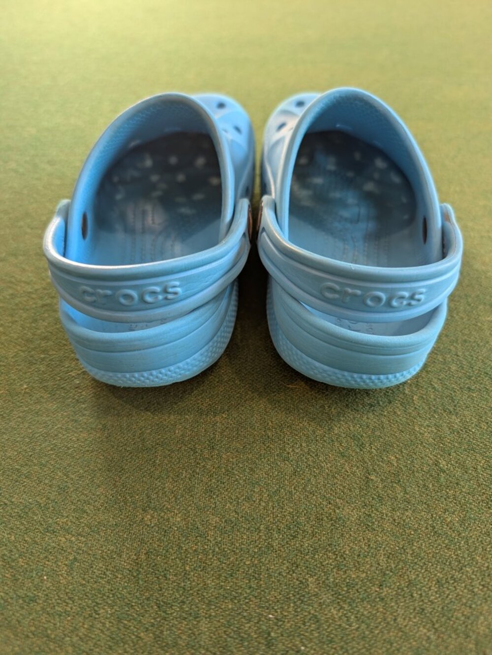 CROCS Aqua Blue/Elite Blue Kid's Size 10 💙 - Picture 5 of 9